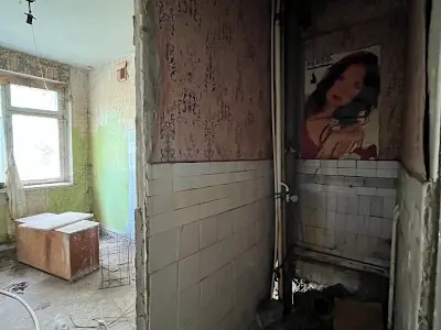 комерційна за адресою Міру, 21