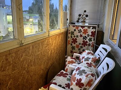 квартира за адресою Науки просп., 27
