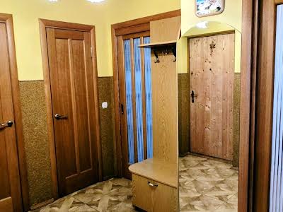 квартира по адресу Червоной Калины просп., 72