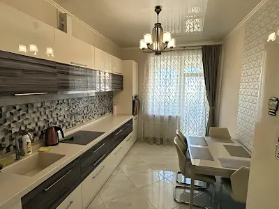 квартира за адресою Добровольців вул. (Маршала Говорова), 8
