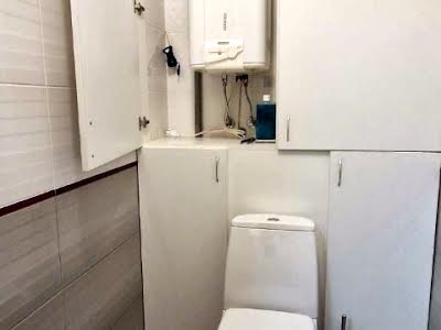 квартира по адресу Ревуцкого ул., 42-А