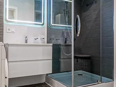 квартира за адресою Новомостицька вул., 15