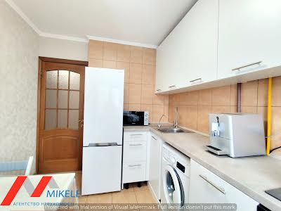 квартира по адресу Митрополита Василия Липковского ул. (Урицкого), 3