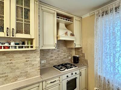 квартира за адресою Академіка Заболотного вул., 39