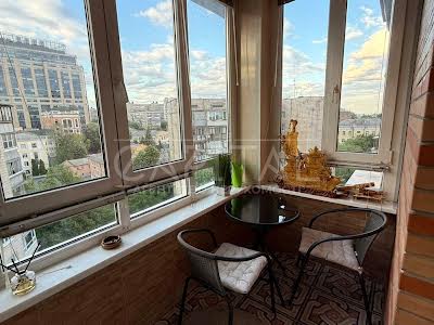 квартира по адресу Панаса Мирного ул., 8