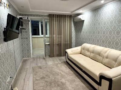 квартира за адресою Космонавтів вул., 10