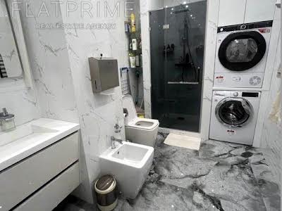 квартира за адресою Практична вул., 1