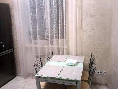 квартира за адресою Повстанська вул., 3