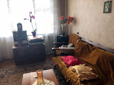 квартира за адресою Білоруська вул., 10/18