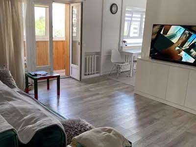 квартира за адресою Солом'янська пл., 16