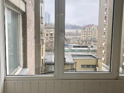 квартира за адресою Антоновича вул. (Горького), 88