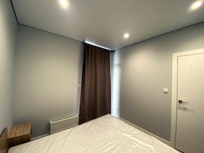 квартира за адресою Салютна вул., 2к16