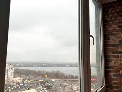 квартира по адресу Ревуцкого ул., 40-В