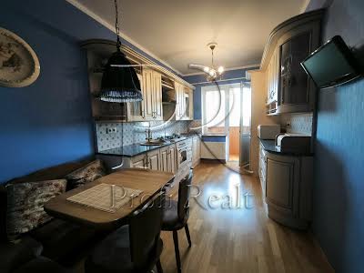 квартира по адресу Леси Украинки ул., 6