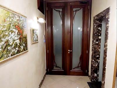 квартира за адресою Старонаводницька вул., 6-Б