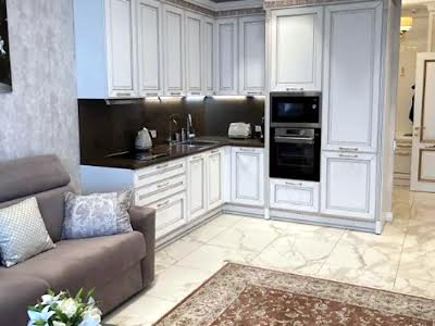 квартира по адресу Трускавецкая ул., 8