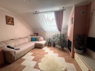 квартира за адресою Коновальця вул., 3