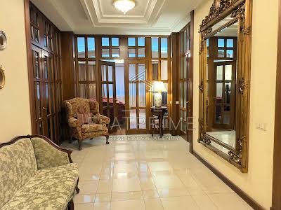 квартира по адресу Старонаводницкая ул., 13-А