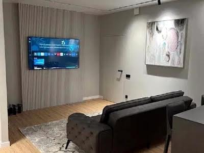 квартира за адресою Лесі Українки вул., 10