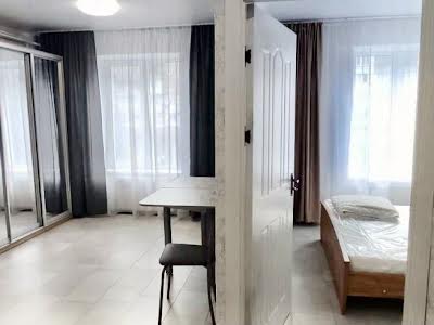 квартира по адресу Инглези ул. (25-ї Чапаєвської Дивізії), 2