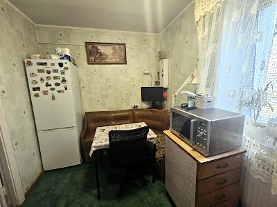 квартира за адресою Щаслива вул., 5