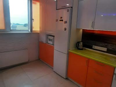 квартира по адресу Радужный массив ул., 20
