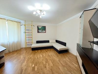 квартира за адресою Машинобудівників вул., 4-Б