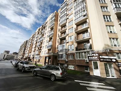 квартира за адресою Метрологічна вул., 25
