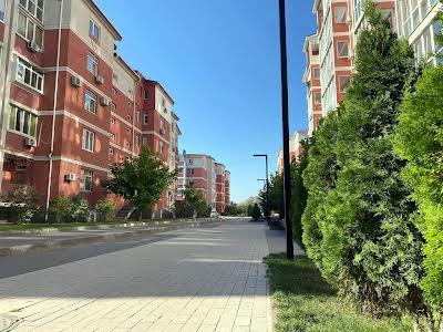 комерційна за адресою Кобзаря бульв., 4
