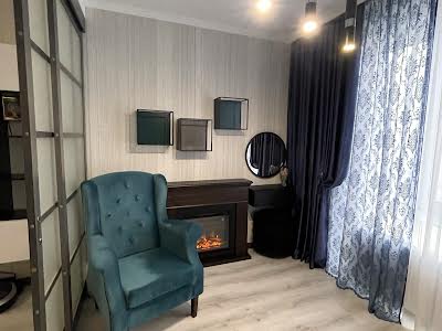 квартира за адресою Михайла Максимовича вул. (Онуфрія Трутенка), 24б