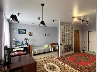 квартира за адресою Співдружності вул., 7