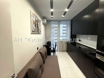 квартира по адресу Драгоманова ул., 2а