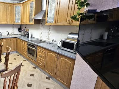 квартира за адресою Мілютенка вул., 17в