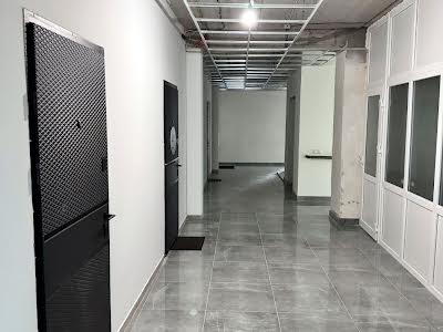 коммерческая по адресу Подільська ул., 58