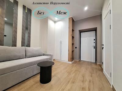 квартира по адресу Мартинова просп., 32