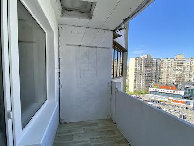 квартира по адресу Драгоманова ул., 23А