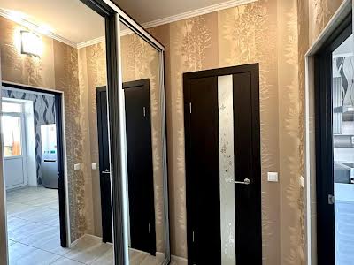 квартира за адресою Лазурна вул., 5 к10