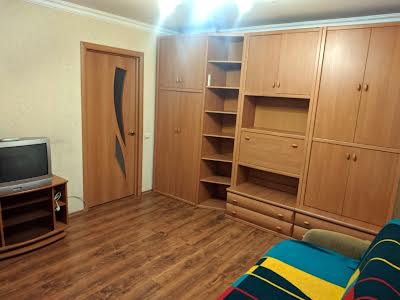 квартира за адресою Дністерська вул. (Двінська), 1а