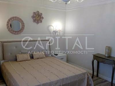 квартира по адресу Леси Украинки бульв., 7б