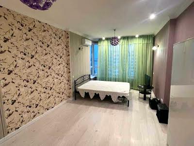 квартира за адресою Зарічна вул., 3-А