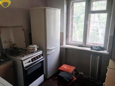 квартира за адресою Космонавтів вул., 31/5