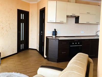 квартира за адресою Луговська вул., 255
