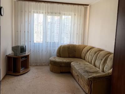 квартира за адресою Драгоманова вул., 12