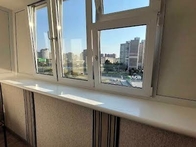 квартира по адресу Ревуцкого ул., 19/1