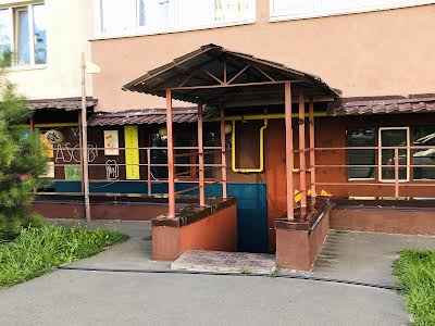 коммерческая по адресу Боголюбова ул., 12