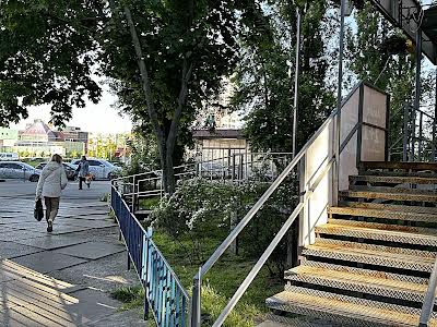 комерційна за адресою Оболонський просп., 3