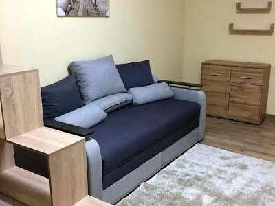 квартира за адресою Героїв Небесної Сотні просп., 38