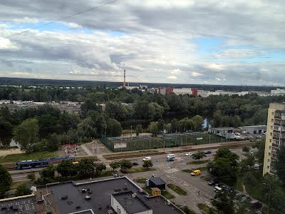 квартира за адресою Леоніда Бикова бульв., 4