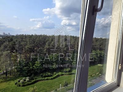 квартира за адресою Дмитра Чижевського вул. (Петра Чаадаєва), 2-В