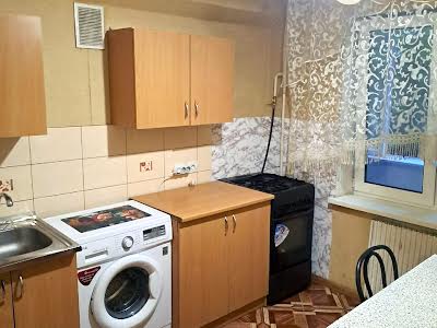 квартира за адресою Полярна вул., 7Б